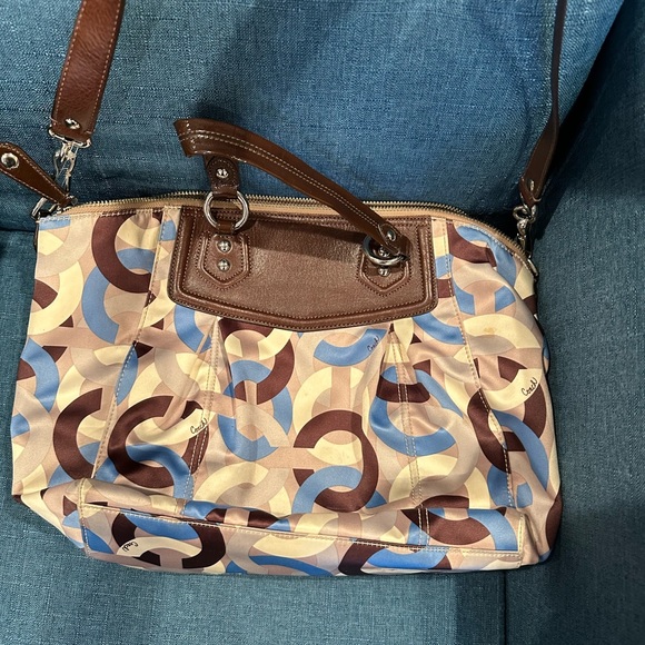 Coach Vintage Handbag - Picture 7 of 9